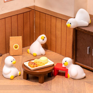 Miniatuur Figuren Vermoeide Kleine Witte Eendenpop Micro Landschap Poppenhuis Potplanten Sleutelhanger Diy Mini Hars Eend Ornamenten - Product Image 2