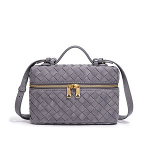 Nuova Collezione: <span class=keywords><strong>Elegante</strong></span> <span class=keywords><strong>Pochette</strong></span> da <span class=keywords><strong>Donna</strong></span> in Pelle Scamosciata con Chiusura a Cerniera e Tracolla Lunga - Product Image 4