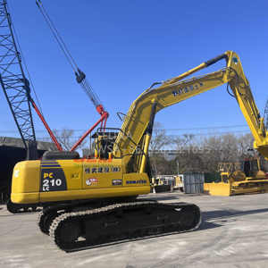 Excavatrice Komatsu PC210 d'occasion, modèle 2023, avec moteur, réducteur et pompe d'origine, à vendre à Shanghai, matériel de terrassement - Product Image 1