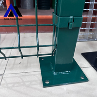 Panneau de clôture en acier galvanisé de haute qualité, revêtu de poudre, panneau de clôture incurvé 3D avec poteau pour clôture de périmètre industriel