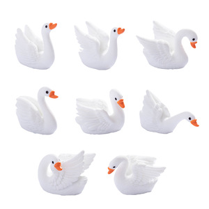 Muñeca cisne en miniatura, decoración de resina para escritorio y adorno de coche, paquete de varias piezas, estilo de diseño moderno - Product Image 1