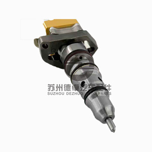 Inyector de Combustible 1830692C92 para Motor Diésel DT530 HT530 250 340 HP20 - Product Image 1