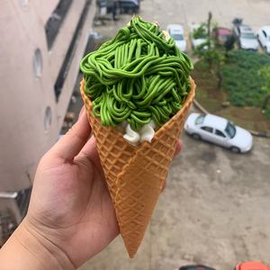 Modèle de crème glacée japonaise Asakusa Matcha aromatisé en forme de nouilles Modèle de crème glacée à la <span class=keywords><strong>vanille</strong></span> Simulation de feuille <span class=keywords><strong>d</strong></span>'<span class=keywords><strong>or</strong></span> Fake Food Party DIY - Product Image 2