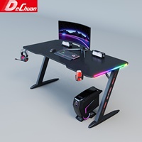Escritorio para Juegos de Computadora con Marco en Z RGB de Project Supply, con Portavasos y Gancho para Auriculares