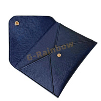 Pochette en cuir grainé bleu marine personnalisée style enveloppe pour cartes de Mahjong