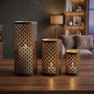 เชิงเทียนเหล็กตัดลายต้นคริสต์มาสทำมือ Sonnet Decor รุ่น 2099 ชุด 3 ชิ้น ทนความร้อน พิมพ์ลายดิจิตอล 1 สี สำหรับตกแต่งบ้าน - Product Image 4