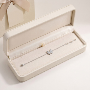 Fabricant de bijoux fins en gros, exportateur de bracelets en or blanc massif 14 carats avec chaîne papillon et diamants naturels taille marquise - Product Image 5