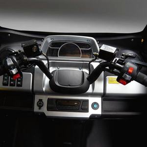 سكوتر كابينة كهربائي مغلق معتمد من EEC 3 عجلات دراجة ثلاثية العجلات كهربائية عالية الجودة - Product Image 3