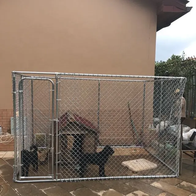 Stocked Feature Chain Link Professional Dog Kennel 10x10x6ft