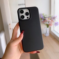 Coque de téléphone en silicone liquide épais de couleur unie, simple, couleur gelée de riz, compatible avec Apple 17, protection intégrale contre les chocs