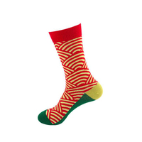 Vente en gros de chaussettes tube en coton de couleur classique Chaussettes africaines à motif tricoté Chaussettes de sport pour hommes