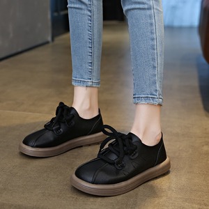 Mocassins à lacets grande taille à semelle plate pour femme, nouvelle collection automne, bout rond, semelle souple, petites chaussures en cuir - Product Image 2