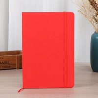 Vente en gros de stock en vrac format A5 couleur unie cahier de notes Journal intime papier de carton à prix bon marché avec bande élastique