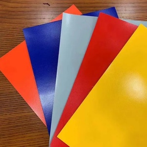 Lona de Malla de Poliéster Recubierta de PVC, Resistente al Agua y a Desgarros, para Uso Industrial, en Rollo, Tamaño Personalizado, Venta al Por Mayor - Product Image 4