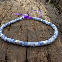 Türkis 2x4mm Perlenarmband Unisex Handgewebtes Verstellbares Naturstein-Kristallschmuck Stilvolles Trendiges Meditations-Geometrisches Armband