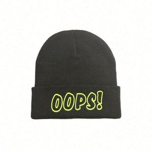 Bonnets personnalisés en usine, bonnets en laine tricotés de couleur unie, bonnets d'hiver amples et simples, broderie de logo personnalisée - Product Image 5
