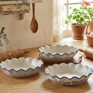 10 Inch Vintage Hand-painted Blue Floral Serving <strong>Dish</strong> Round Scalloped <strong>Ceramic</strong> <strong>Pie</strong> <strong>Dish</strong> - Product Image 2
