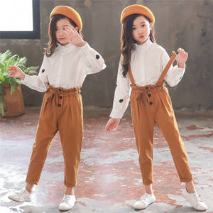 Ropa Infantil de Distribuidor Maxi White: Camisetas Escolares de Turquía y Leggings con Cinturón para Niñas de Guangzhou - Product Image 2