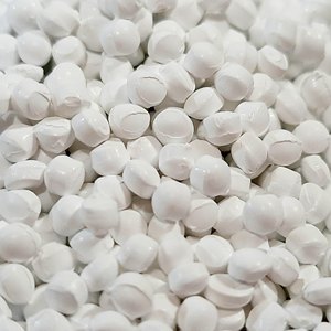 Masterbatch de remplissage PP à haute teneur en CaCO3 (70 %) – Fournisseur de remplissage plastique pour sacs tissés en raphia et moulage par injection – Service OEM/ODM - Product Image 4