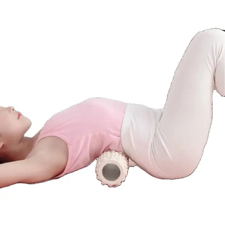Venta al por mayor Material Eva de alta calidad de tejido profundo masaje muscular de 30cm de largo Fitness relajación muscular Yoga masaje rodillo de espuma