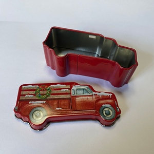 Fabrika Toptan Gıda Sınıfı Parlak Baskılı Noel Kırmızı Araba Şeklinde Teneke Şeker ve Mum Hediye Kutusu Ambalajı - Product Image 4