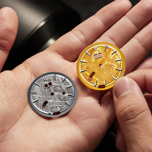 นาฬิกาอัตโนมัติ Lucky Harvey รุ่นลิมิเต็ดอิดิชั่น 50 ชิ้น ตัวเรือนไทเทเนียม หน้าปัดเมทีโอไรต์ ระบบไขลานอัตโนมัติ กระจกแซฟไฟร์ - Product Image 5