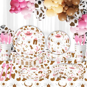 Ensemble de fournitures de fête Cowgirl rose, 60-80 pièces, assiettes, gobelets, serviettes jetables, décorations de table d'anniversaire - Product Image 1