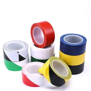 공장 직접 공급 무료 샘플 50mm * 33m 검정 및 노랑 줄무늬 위험 경고 PVC 바닥 마킹 테이프 산업용 테이프