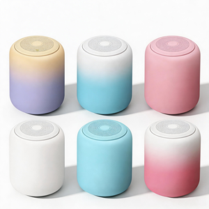 Mini Altavoz Inalámbrico Impermeable IPX7, 1000-2000mah, Bajos Potentes, Audio Nítido, Diseño Portátil para Vehículo, Dormitorio, Exteriores - Product Image 3