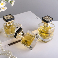 Bouteille de parfum en verre carrée exquise de 30ml 50ml 100ml avec pailles de pulvérisateur de parfum invisibles