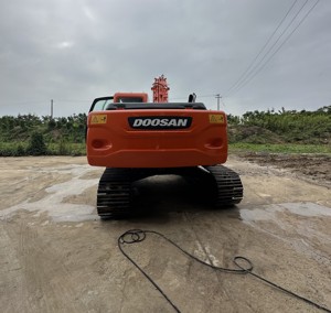 รถขุด Doosan DX22LC DX225 มือสองสภาพ 90% พร้อมเครื่องยนต์ที่ใช้งานได้ดี มีสินค้าในสต็อก รถขุด Develon Doosan DX225LCA สำหรับงานหนัก กำลังลดราคา - Product Image 5