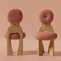 GEDO Chaise de salle à manger moderne et minimaliste en bois massif avec dossier Sherpa Remplissage éponge en mousse Meubles de maison en gros
