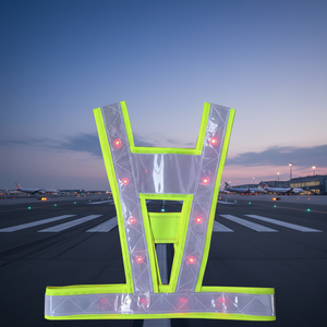 سترة أمان عاكسة عالية الوضوح مع إضاءة LED للعمل في المطارات - Product Image 1