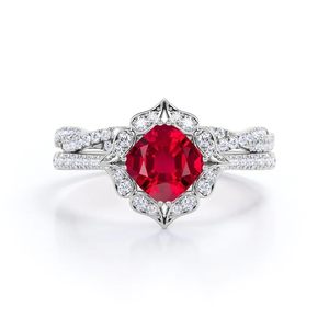 แหวนแต่งงาน/หมั้น รูบี้ เงินแท้ 925 ชุบทอง 18K ทรงคุชชั่น ประดับเพชรแบบพาเว่ ดีไซน์คลาสสิก น้ำหนัก 5 กรัม รับรองคุณภาพ - Product Image 1