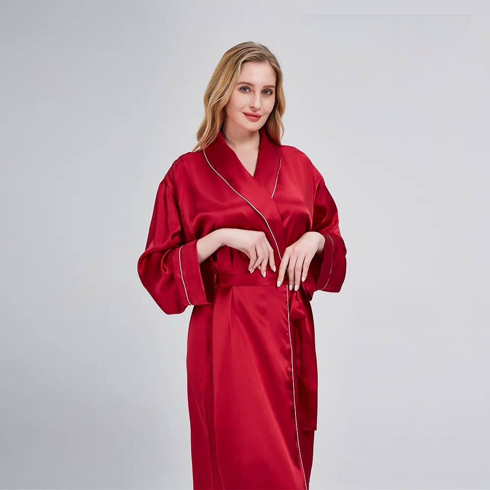 Jubah Piyama Mulberrysilk 100% Seksi Logo Kustom Wanita Jubah Sutra Panjang Merah Unik untuk Pakaian Rumah Wanita