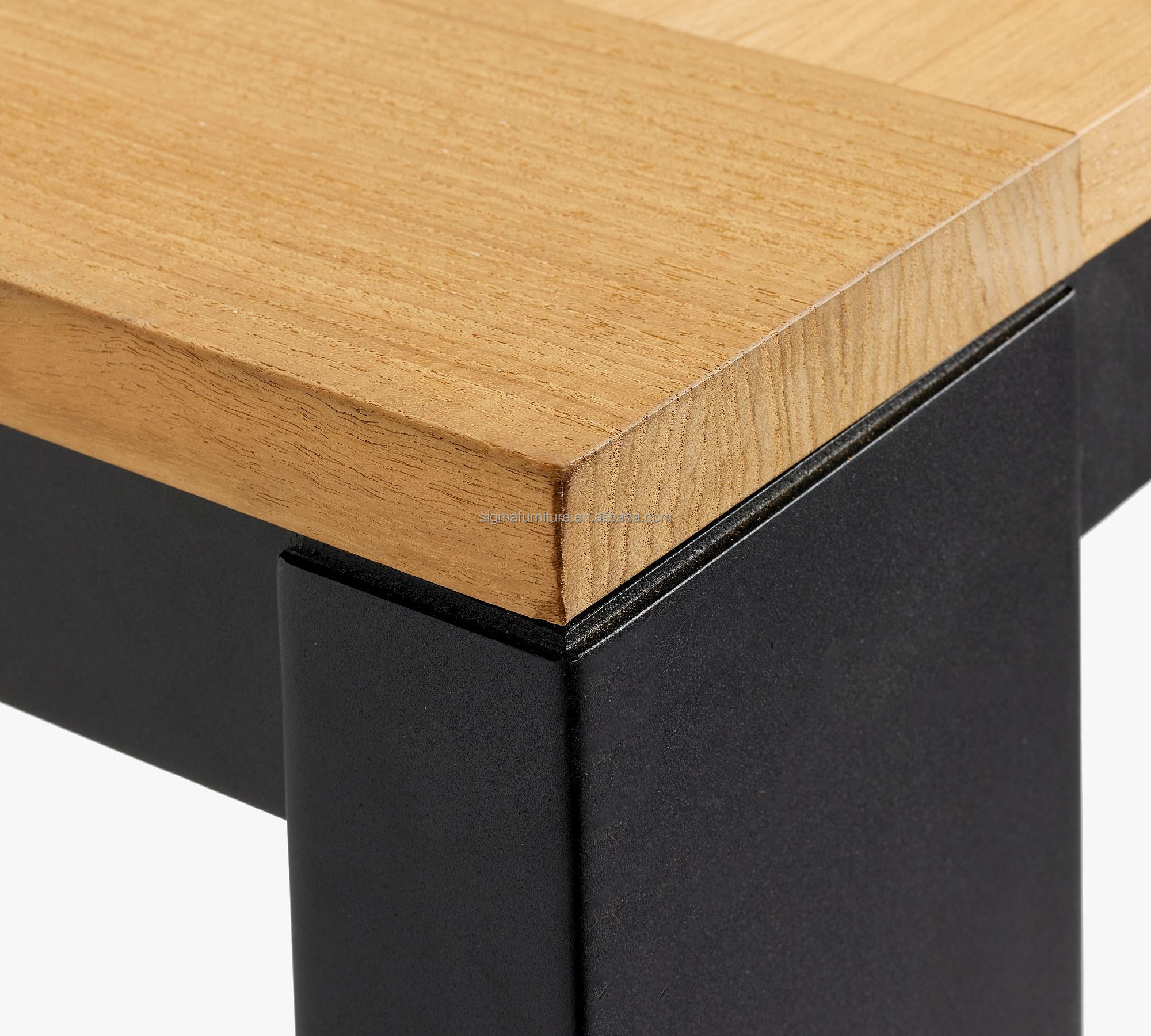 All weather outdoor aluminum alloy garden rust-proof dining table with teak wood on the table top