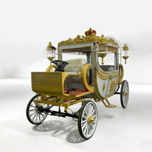 Chariot Royal ZOWN à rayons blancs et moyeu doré pour le transport de passagers touristiques dans les manoirs et les jardins - Product Image 1