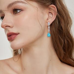 أقراط متدلية مجوهرات من الفضة الإسترلينية مضادة للحساسية مع أحجار كريمة زرقاء على شكل دمعة وثلاثة أحجار زركونيا شفافة للنساء - Product Image 2