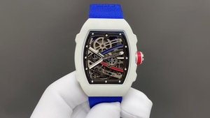 Montre mécanique automatique pour homme, design creux tendance, en fibre de carbone, avec cadran carré en saphir, étanche - Product Image 4