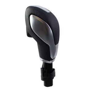 Perilla <span class=keywords><strong>de</strong></span> cambio <span class=keywords><strong>de</strong></span> marchas, <span class=keywords><strong>palanca</strong></span> <span class=keywords><strong>de</strong></span> <span class=keywords><strong>cambios</strong></span>, <span class=keywords><strong>palanca</strong></span> <span class=keywords><strong>de</strong></span> <span class=keywords><strong>cambios</strong></span> <span class=keywords><strong>de</strong></span> <span class=keywords><strong>cuero</strong></span> para Ford Fusion 5 IV MK5 2014-2016, mango automático - Product Image 3
