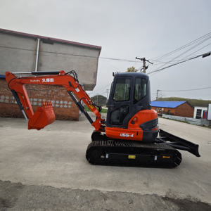 Excavadora Usada Original KXU55, Modelo 2023, Peso Operativo de 5.5 Toneladas, con Motor y a Bajo Precio - Product Image 2