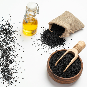 Aceite de Semillas Negras de Alta Calidad / Aceite de Nigella Sativa / para Suministro al por Mayor a Granel para la Industria del Perfumado - Product Image 1