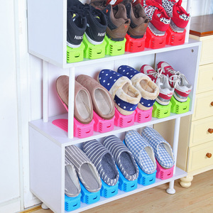 Porte-chaussures simple, épaissi, monobloc, pour usage domestique. Range-chaussures en plastique réglable à double couche, facile à utiliser. - Product Image 3