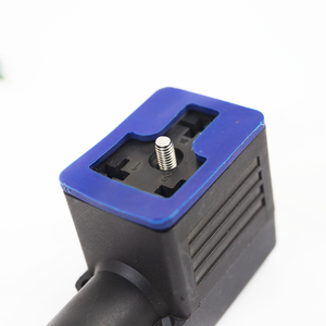 Valvola Solenoide Automation Direct SC11-<span class=keywords><strong>3</strong></span> con Cavo, Connettore DIN 11mm, Lunghezza 3m, Grado di Protezione IP67, 24V 8A/10A, in Rame Dorato, Valvola Solenoide in Viton - Product Image 2