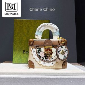 2025 Phụ Nữ Mới Của Pháp Da Kết Cấu Nhỏ Xô Túi Dây Đeo Duy Nhất Vai Đeo Hộp Với Mở Đóng Cửa Polyester Lót - Product Image 2