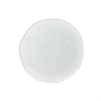 Ensemble de vaisselle en céramique blanche de style européen vintage avec motif floral en relief, forme ondulée, pour mariage et événements