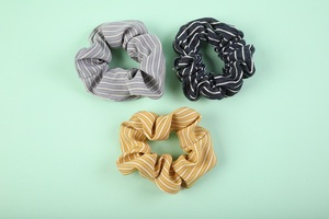 mayor de las mujeres de la <span class=keywords><strong>moda</strong></span> pelo accesorios tela colores sólidos lazos para el cabello elástico de poliéster <span class=keywords><strong>Scrunchies</strong></span> - Product Image 2