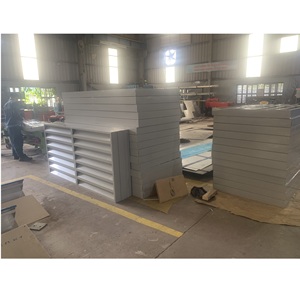 Nueva rejilla de ventilación superior Hierro corrugado Soporte técnico en línea Diseño de modelo 3D de acero inoxidable Puerta de persiana de Vietnam - Product Image 2