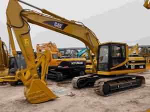 Excavadora Usada Cat 320b, la Mejor Excavadora de Segunda Mano Caterpillar 320 320d 320b en Venta en Shanghái - Product Image 4
