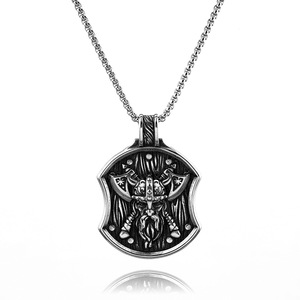 Série <span class=keywords><strong>Viking</strong></span> avec une personnalité dominante, dotée d'un design à double tête de hache, fabriquée en acier inoxydable, bijoux résistant à <span class=keywords><strong>la</strong></span> rouille - Product Image 6